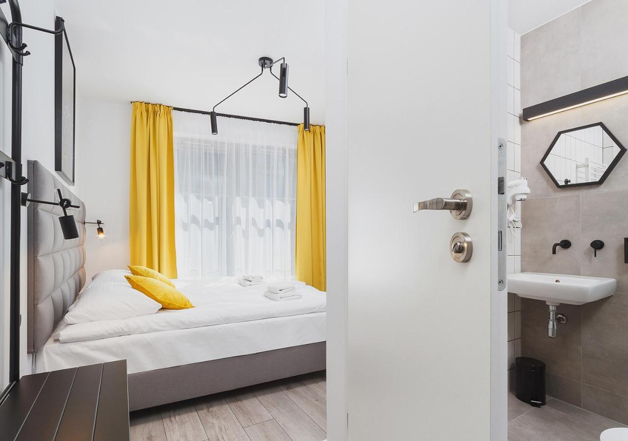 Aaron Aparthotel Krakow Exterior photo