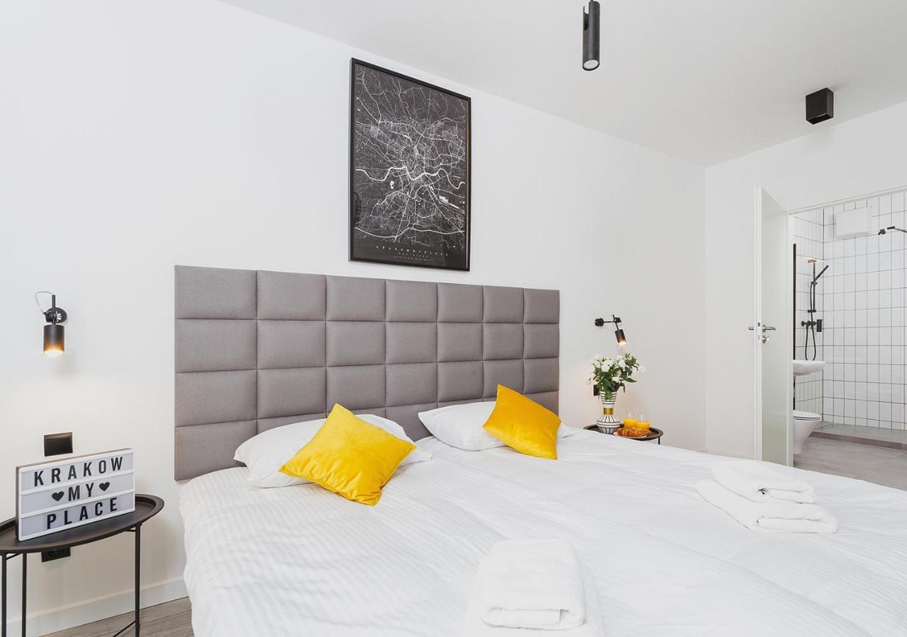 Aaron Aparthotel Krakow Exterior photo